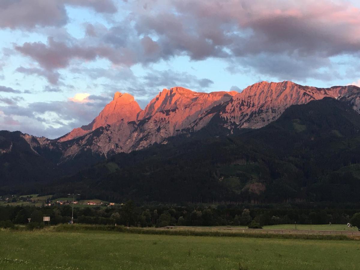 Wengerwirt Zur Laube Bed and Breakfast Weng im Gesause Eksteriør billede